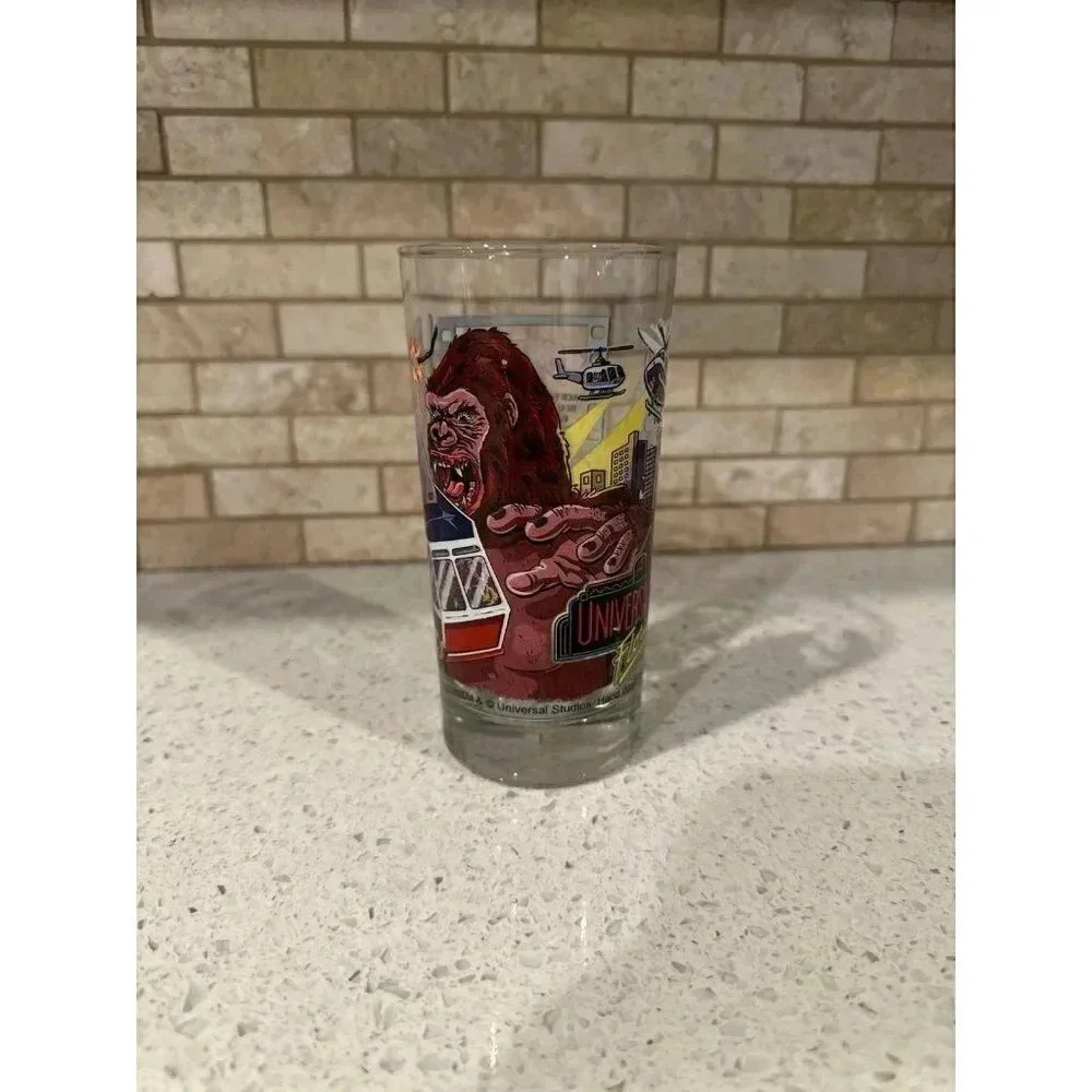 Universal Studios Retro‎ Kongfrontation King Kong Collectible Glass Cup 12oz